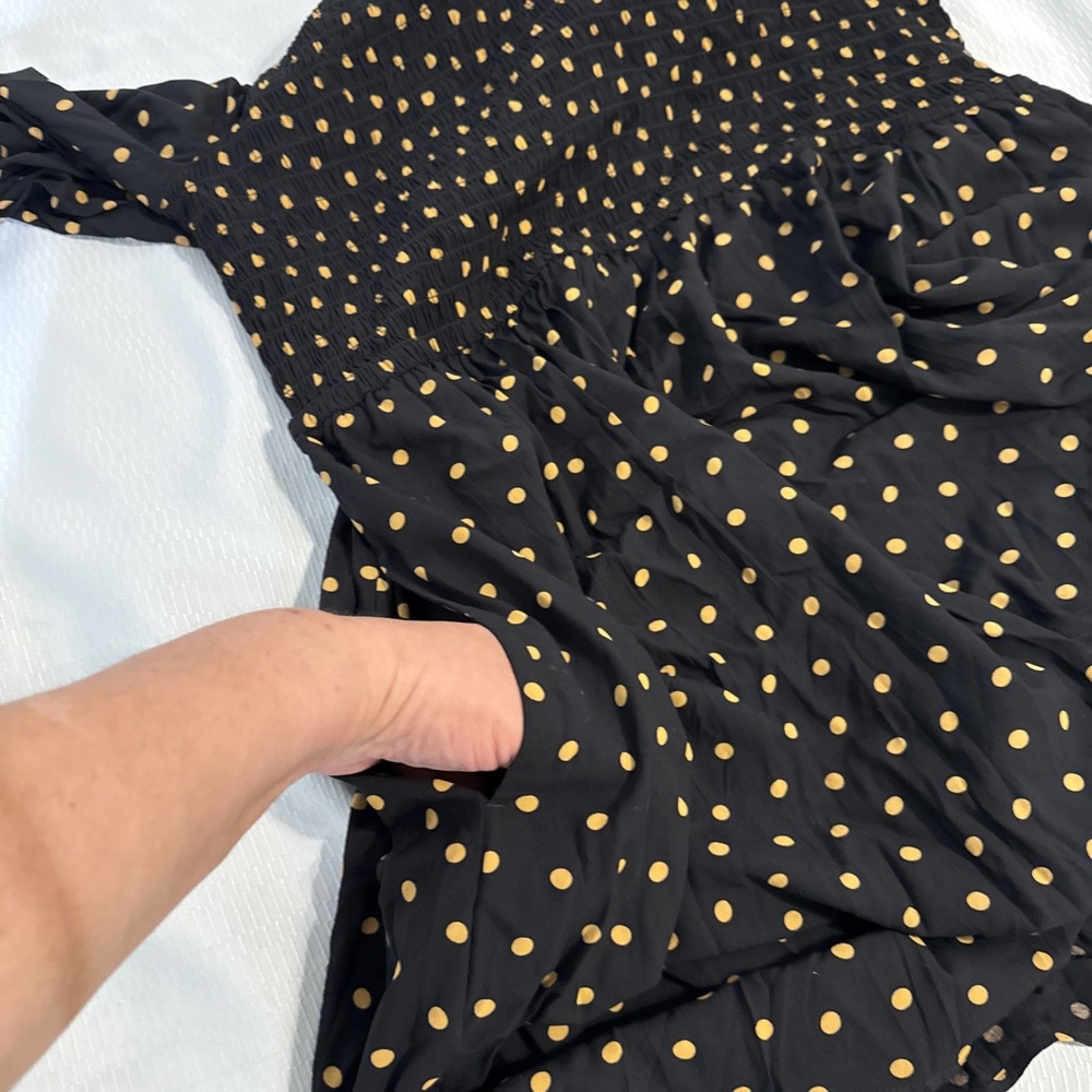 Madewell Lucie V-Neck Smocked Mini Dress in Polka Dot Size L - Picture 10 of 13